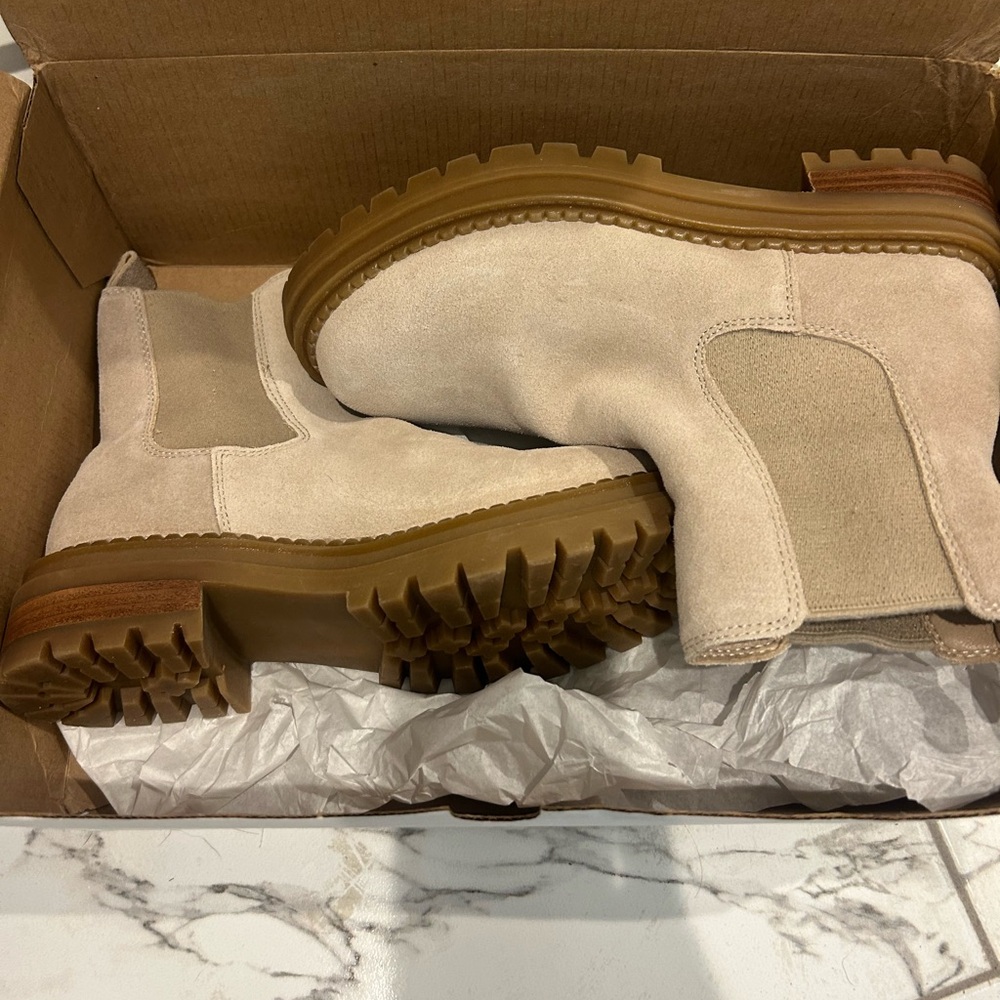 brand new boots never been worn